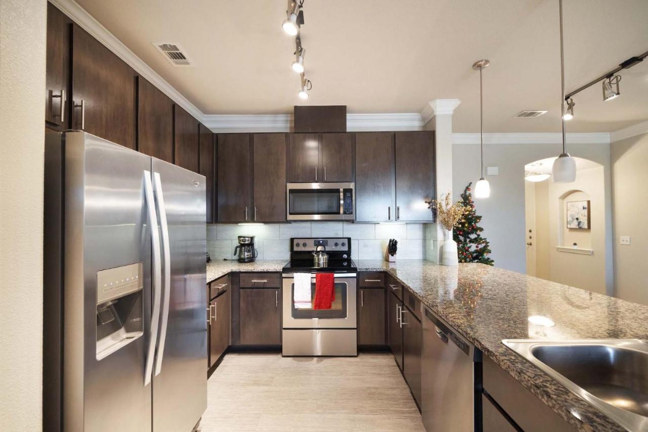 Luxury Townhomes - Evonify Stays Austin Eksteriør bilde
