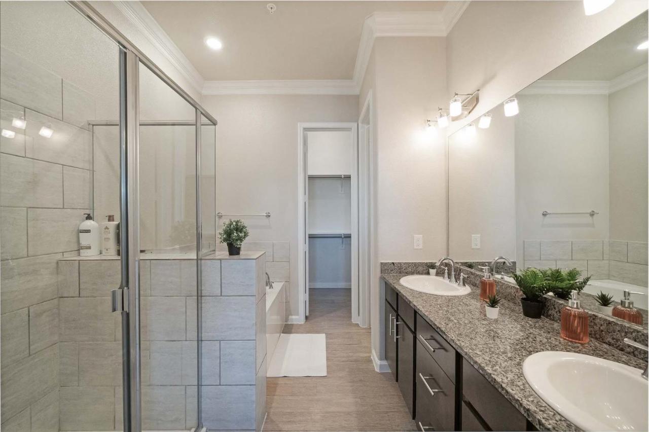 Luxury Townhomes - Evonify Stays Austin Eksteriør bilde