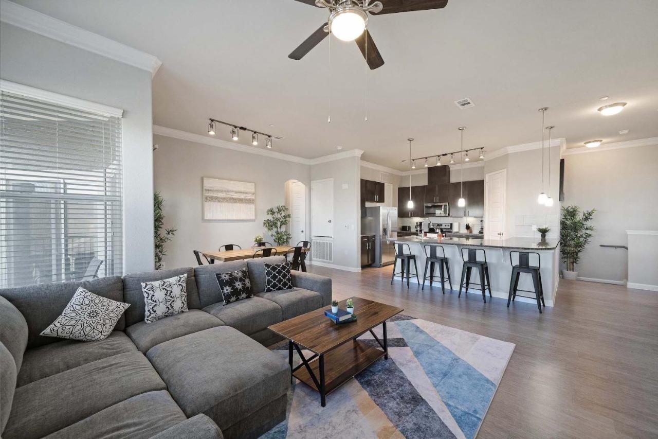 Luxury Townhomes - Evonify Stays Austin Eksteriør bilde